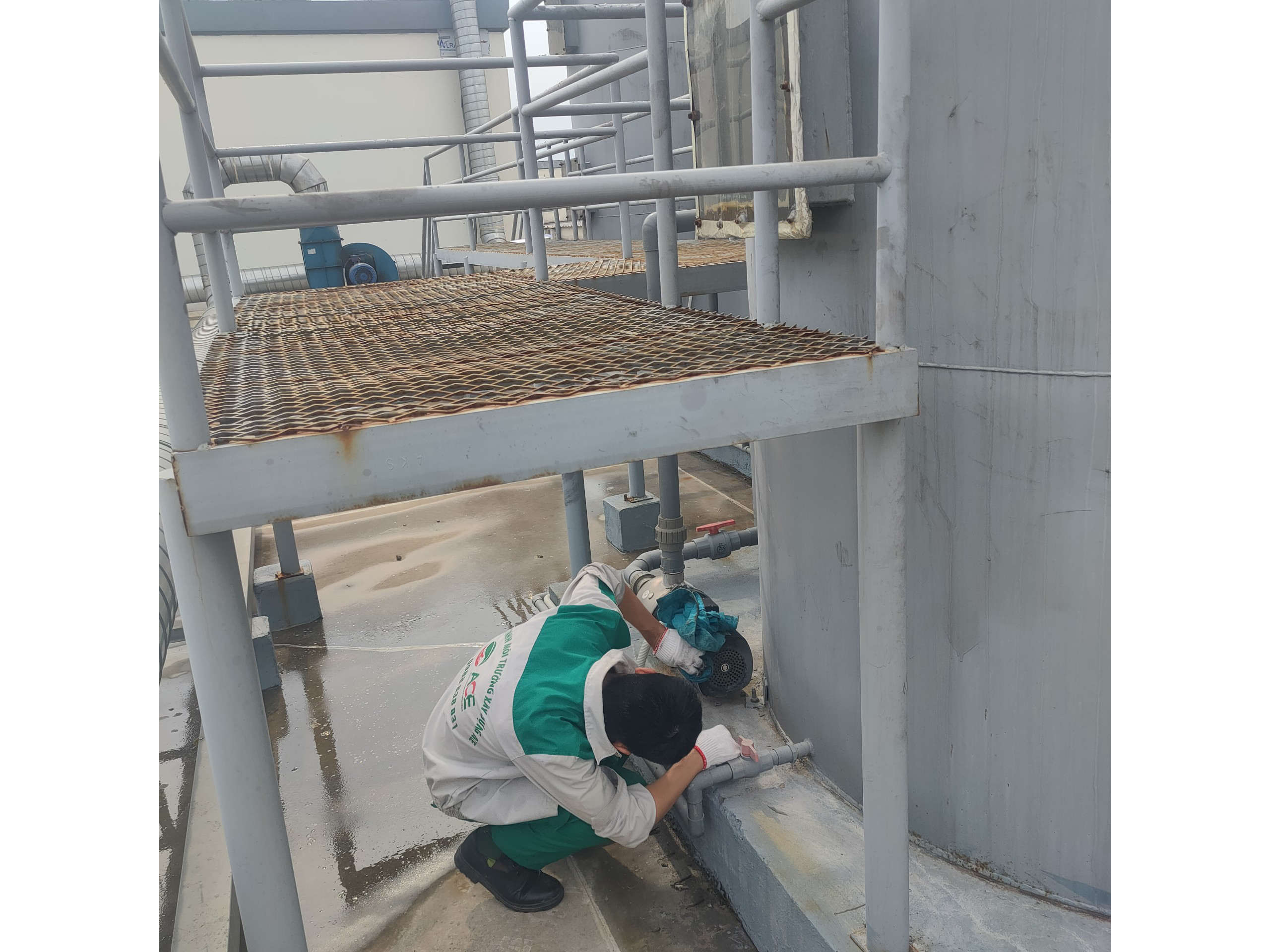 Hệ Thống Xử Lý Khí Thải Nhà Máy Sản Xuất Thiết Bị Điện