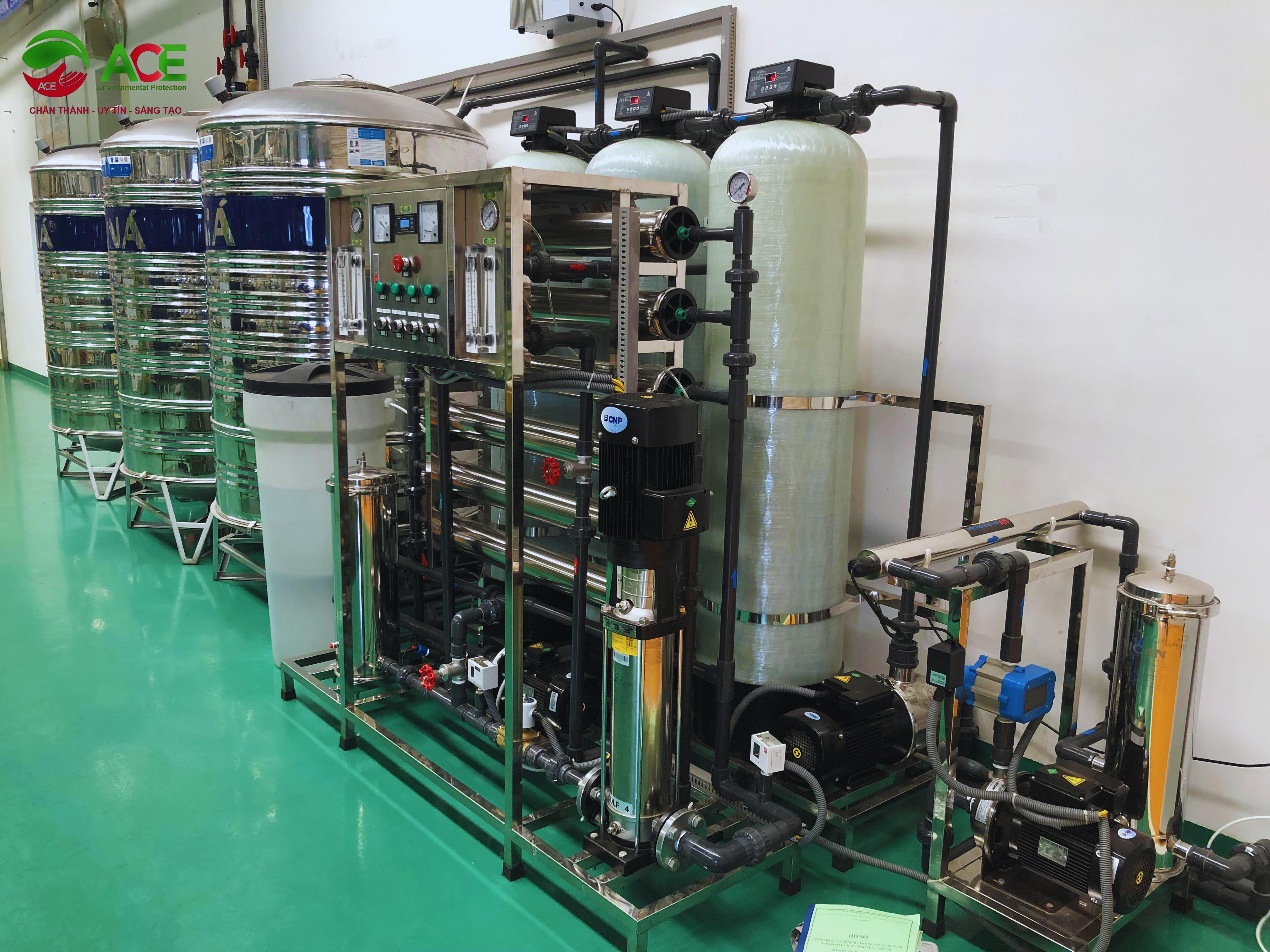 So sánh máy lọc RO và hệ thống trao đổi ion