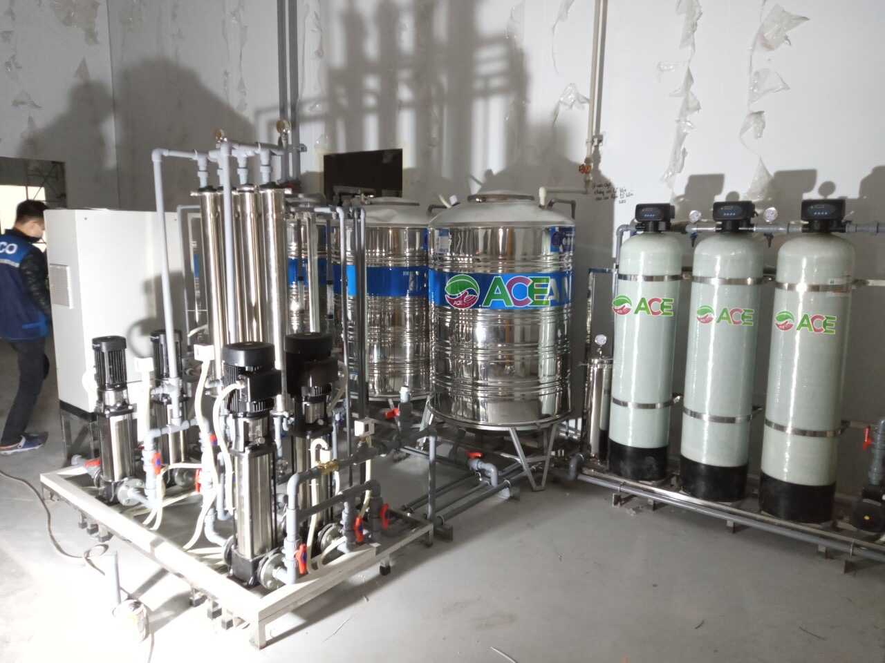 Hệ thống xử lý RO dược phẩm 2000 l/h